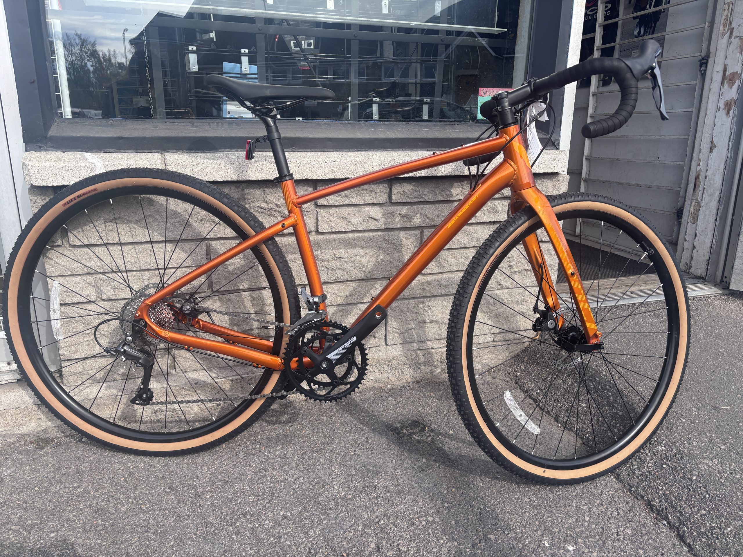  GRAVEL BIKE – GRAVEL BIKE ÉLECTRIQUE