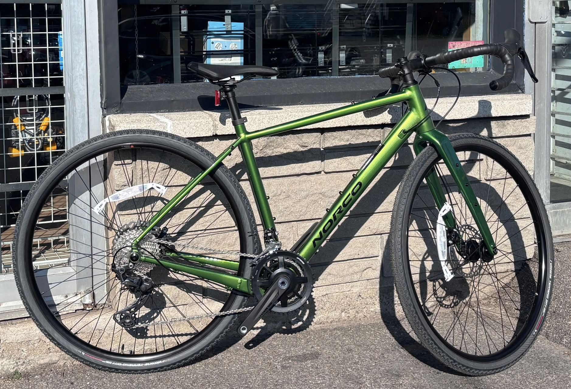  GRAVEL BIKE – GRAVEL BIKE ÉLECTRIQUE